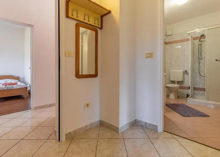 Biskupija Iii Apartament *