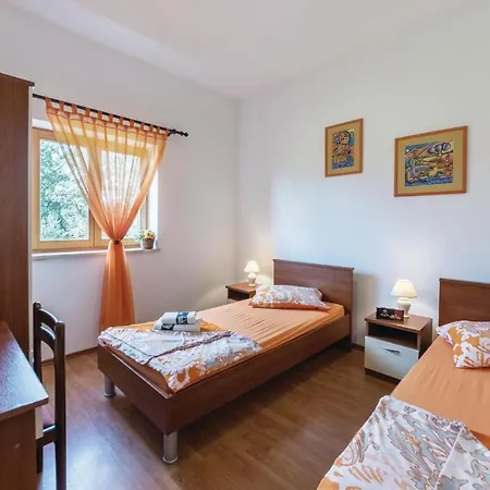 Apartment In With House Sea View Medulin