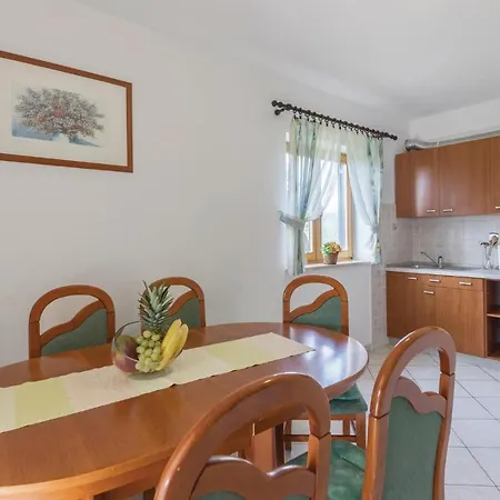 In With House Sea View Apartment *