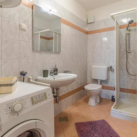 Apartment In With House Sea View Medulin
