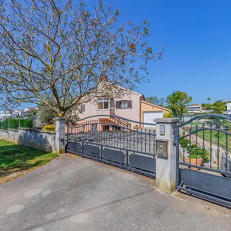 Biskupija Iii Lejlighed