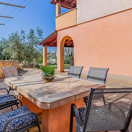 Biskupija Iii Lejlighed Medulin